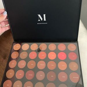 Morphe Second Nature Artistry Palette.